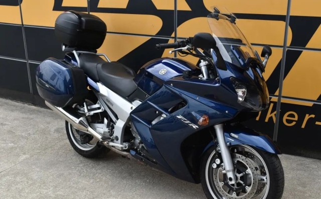 yamaha